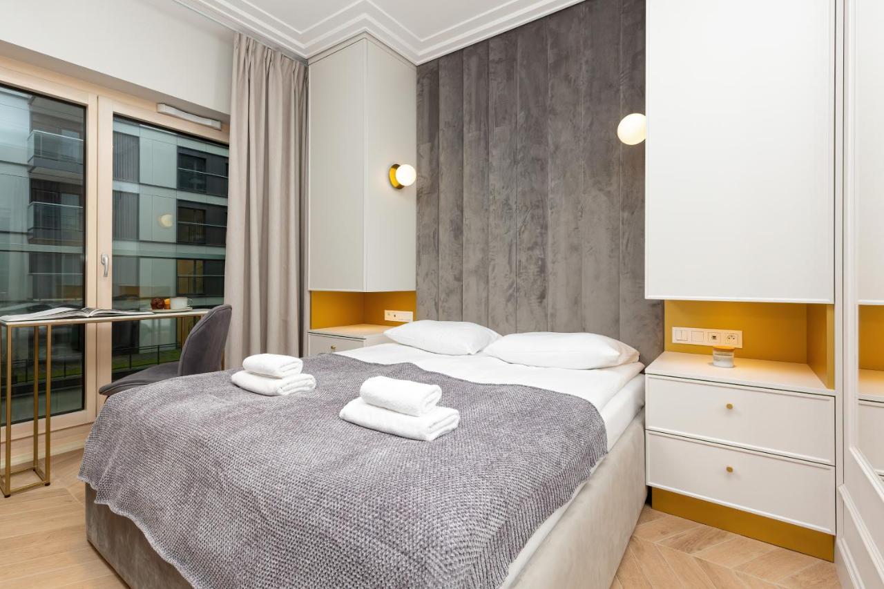 Mennica Residence Central Apartment By Renters Prestige Varsóvia Exterior foto